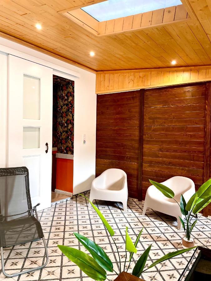 Thermal Raday 4 - Zendaya Appartement